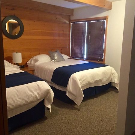 Terrace Suites Callander エクステリア 写真